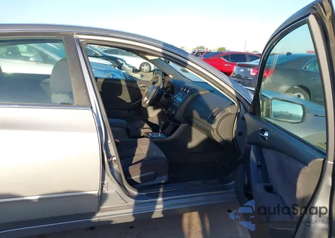 2008 Nissan Altima 2.5 S из США, поврежденный, VIN 1N4AL21EX8N557228